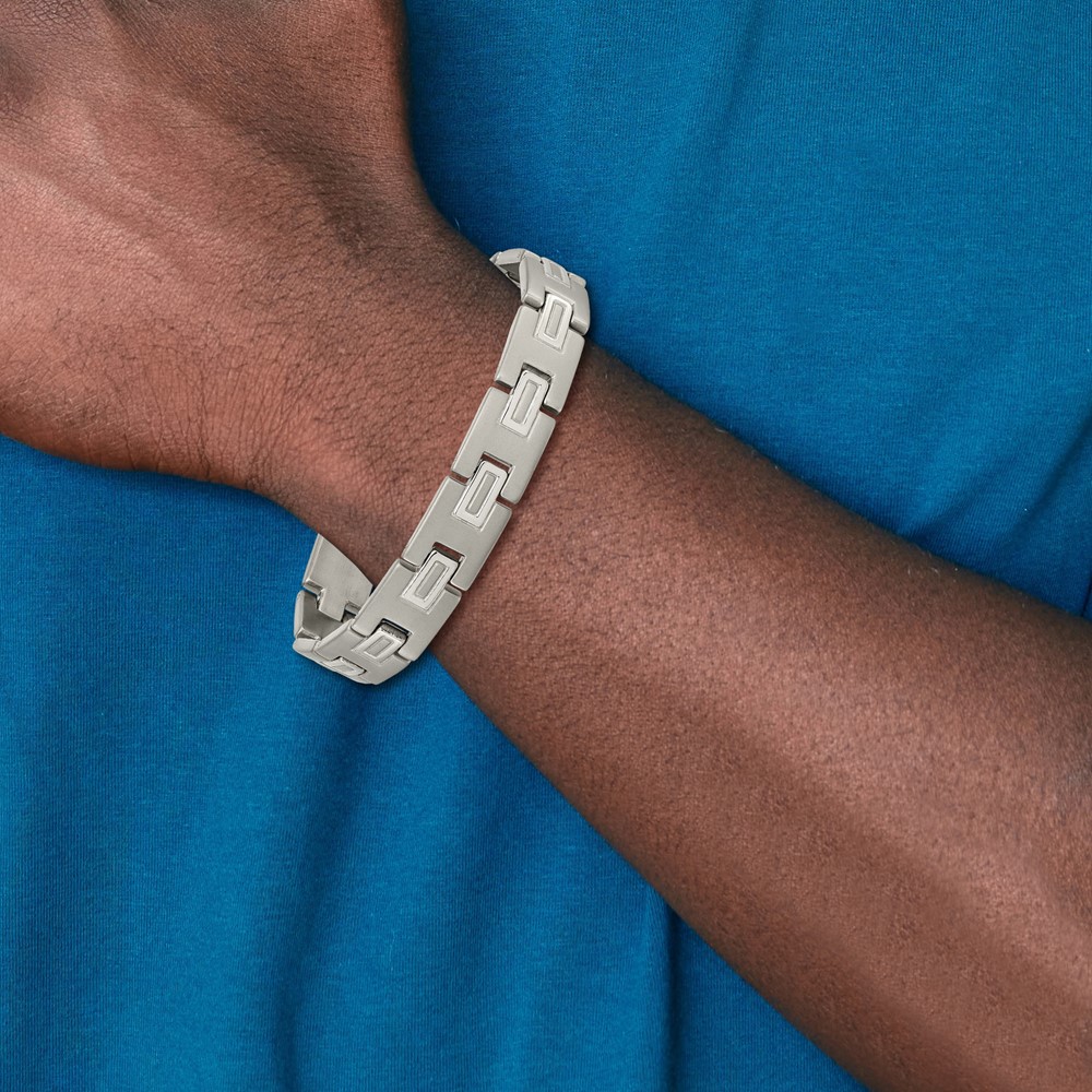 Titanium Brushed and Polished 8.75-inch Bracelet - Image 6