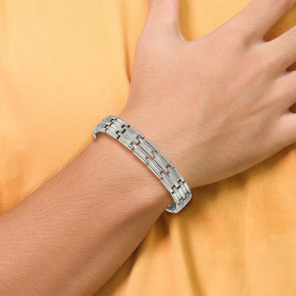 Titanium Brushed and Polished 8.5-inch Bracelet - Image 6