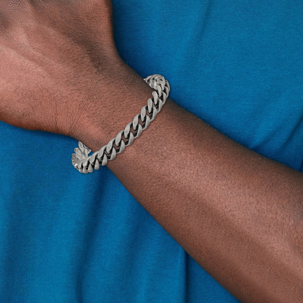 Stainless Steel Antiqued & Brushed 10mm 8.5-inch Curb Link Bracelet - Image 6